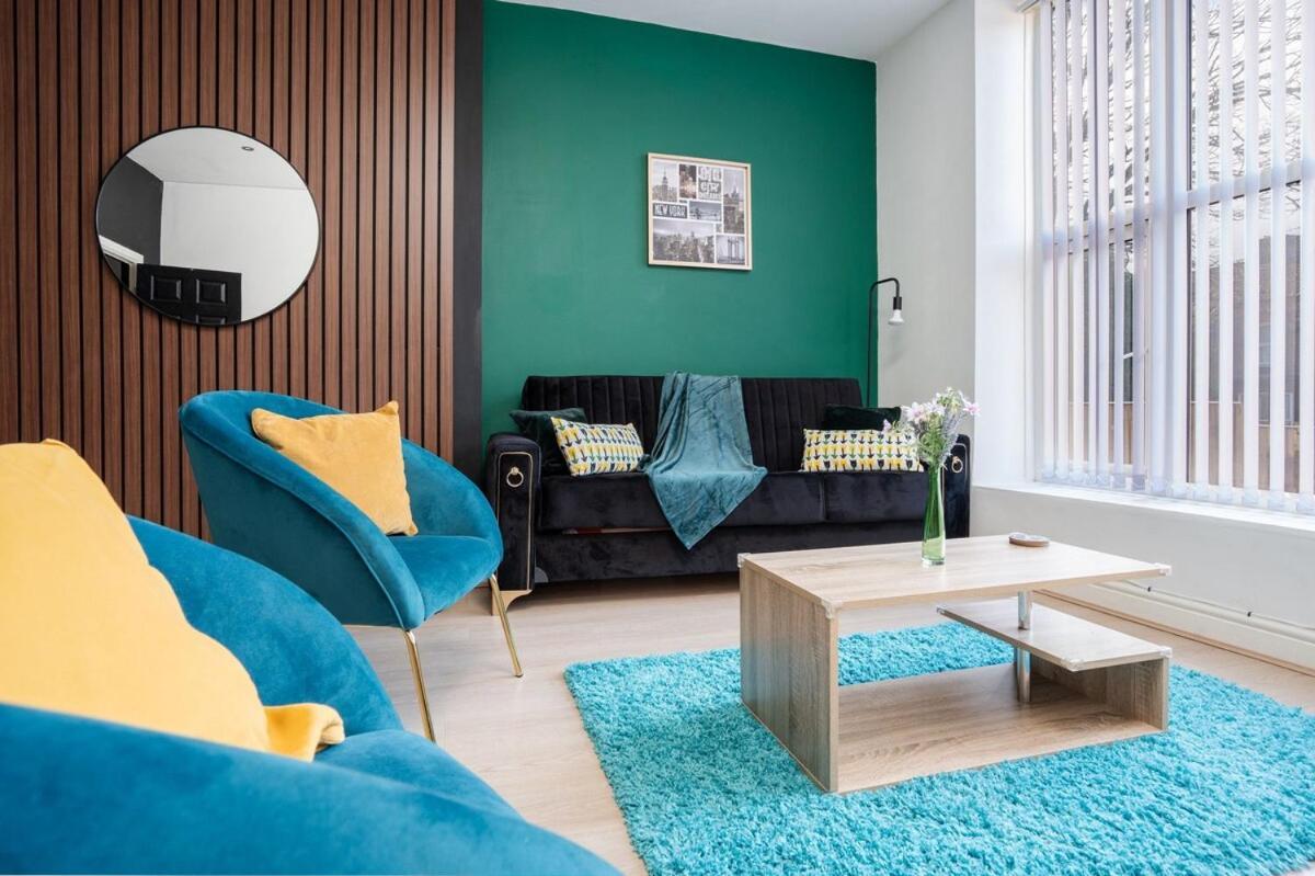 Modern 2-Bed Flat, Sleeps 6 Appartement Liverpool Buitenkant foto